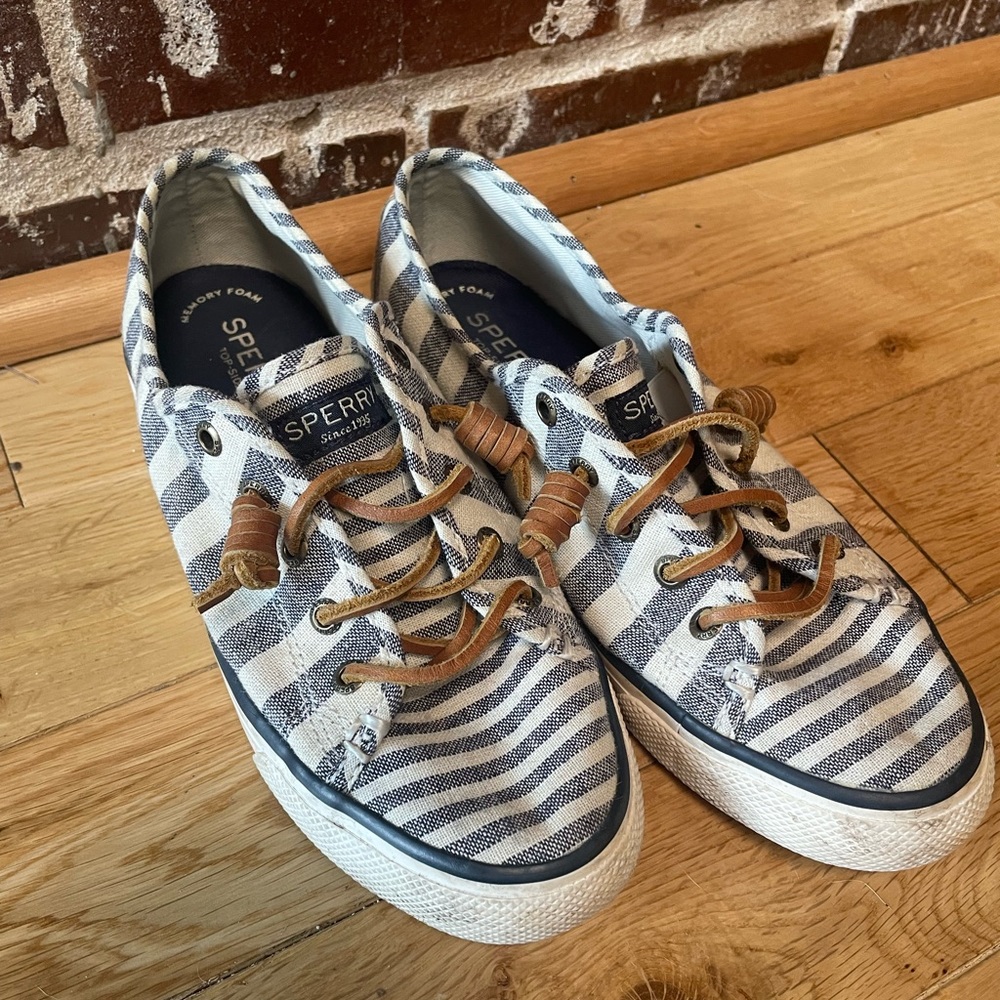 Sperry Striped Loafer & Boat Shoe with Memory Foam Soles, Size 6
